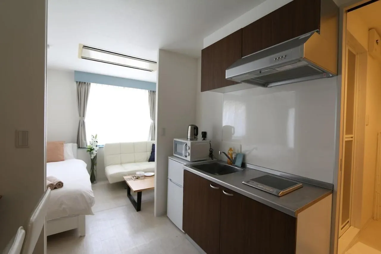 Nm32 Liz Osaka Castle Apartment 0*,  Japan